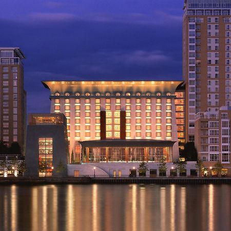 Canary Riverside Plaza Hotel Londýn Exteriér fotografie The InterContinental London O2