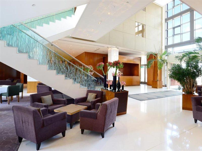 Canary Riverside Plaza Hotel Londýn Exteriér fotografie Lobby