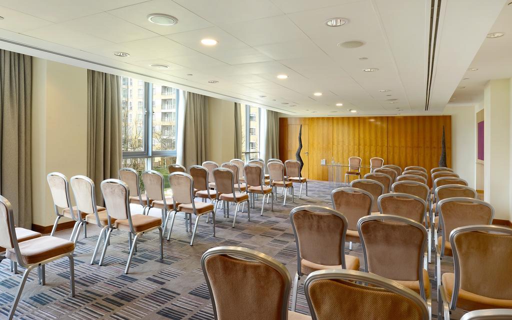 Canary Riverside Plaza Hotel Londýn Exteriér fotografie Meeting room