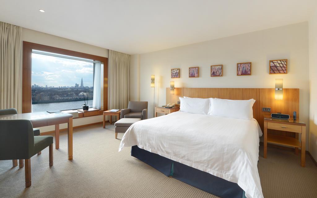 Canary Riverside Plaza Hotel Londýn Exteriér fotografie A room at the InterContinental London - The O2